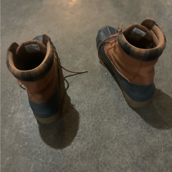 Waterproof boots - Picture 4 of 6